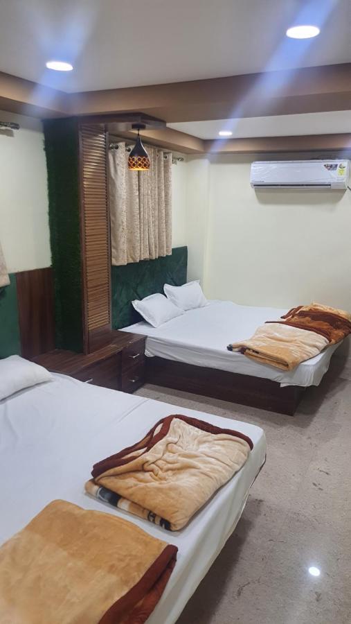 Green Leaf Hotel Ujjain Dış mekan fotoğraf