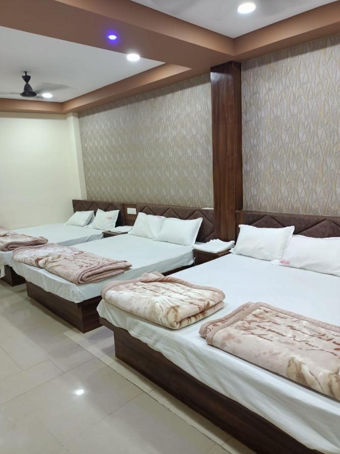 Green Leaf Hotel Ujjain Dış mekan fotoğraf