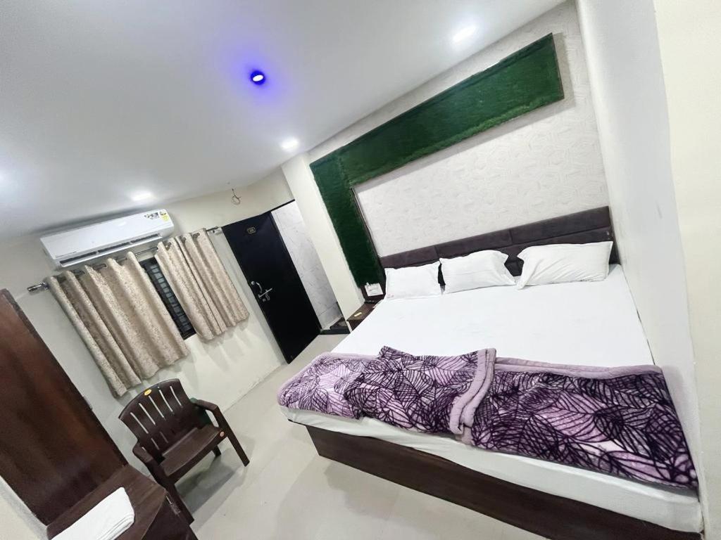 Green Leaf Hotel Ujjain Dış mekan fotoğraf